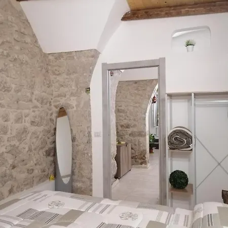 Nicuzza * Ragusa